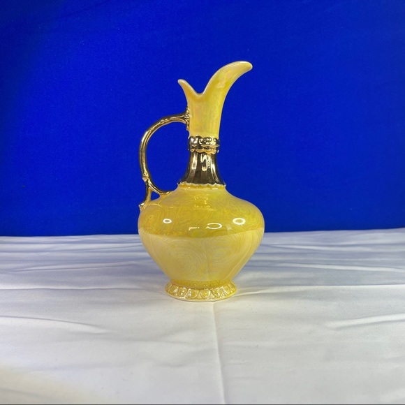 Vintage Warranted 22 KT. Karat Gold Handle Vase Yellow Swirls - Picture 6 of 10
